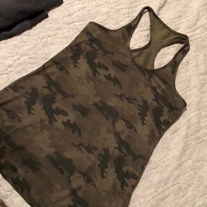 Lulu camo tank
